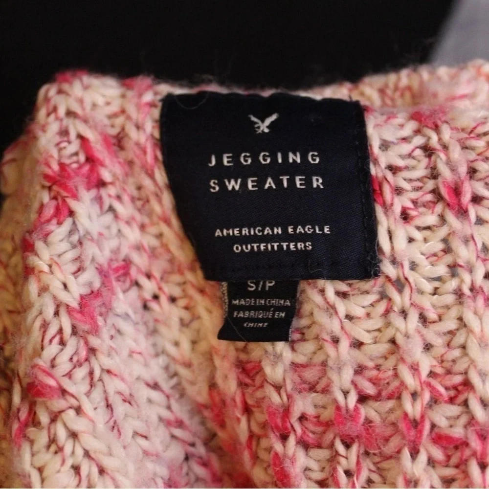 American Eagle AEO Space Jegging Sweater​